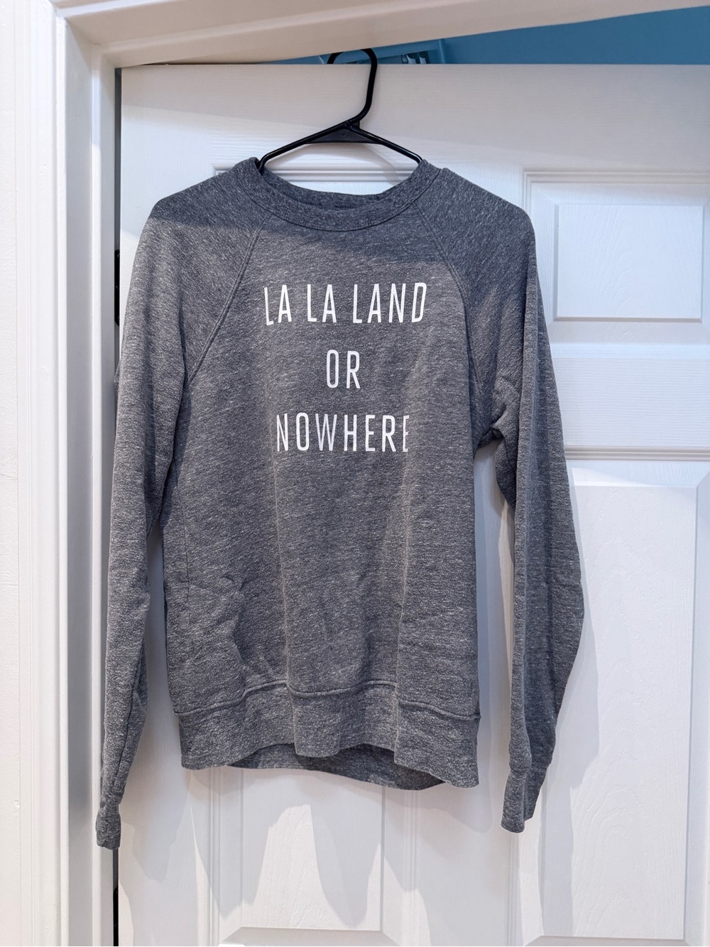 Gray 'La La Land Or Nowhere' Crewneck Graphic Sweatshirt